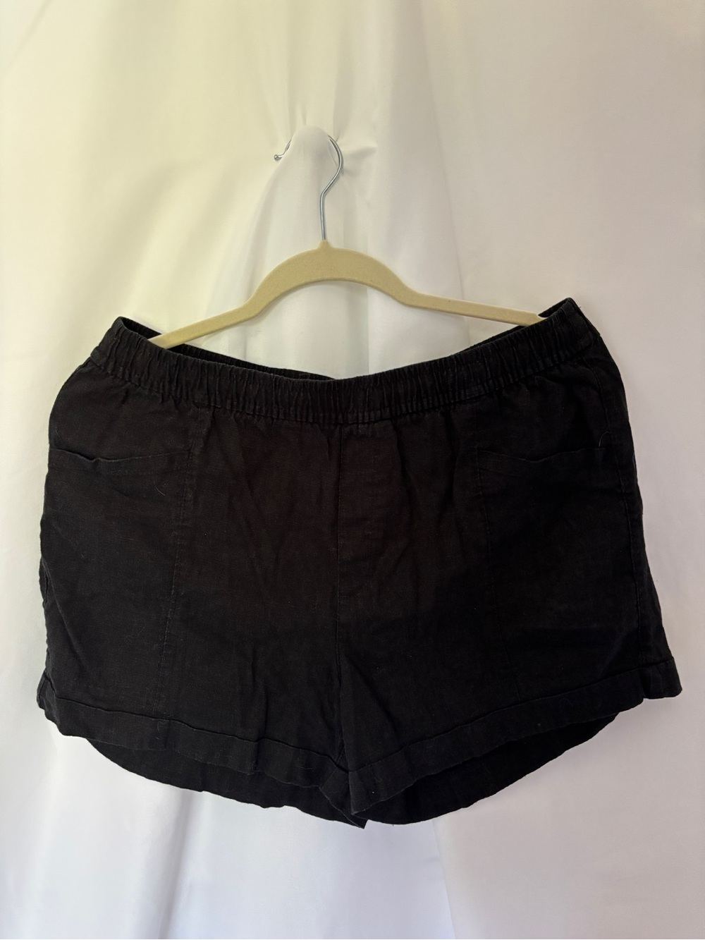 Old Navy Black Elastic-Waist Casual Shorts